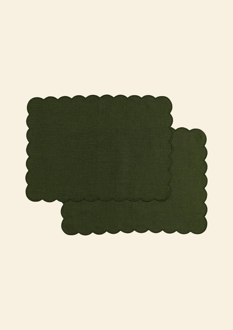 Les sets de table rectangulaires festonnés en lin Vert forêt (lot de 2)