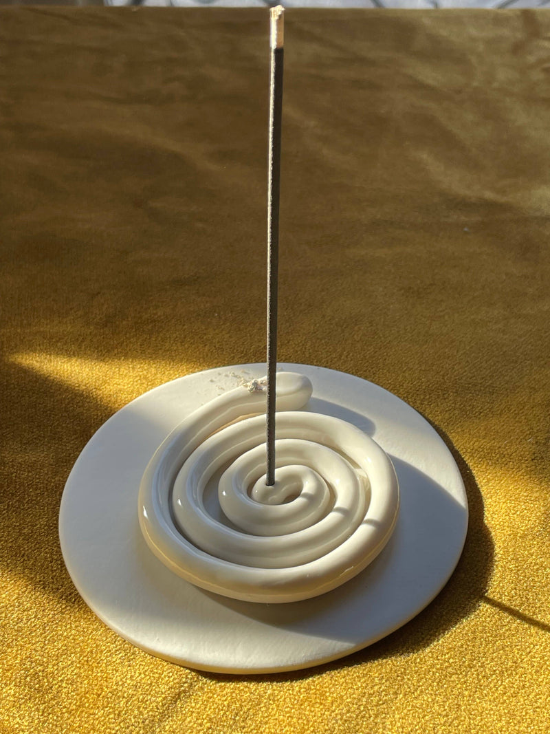 Le porte-encens serpent