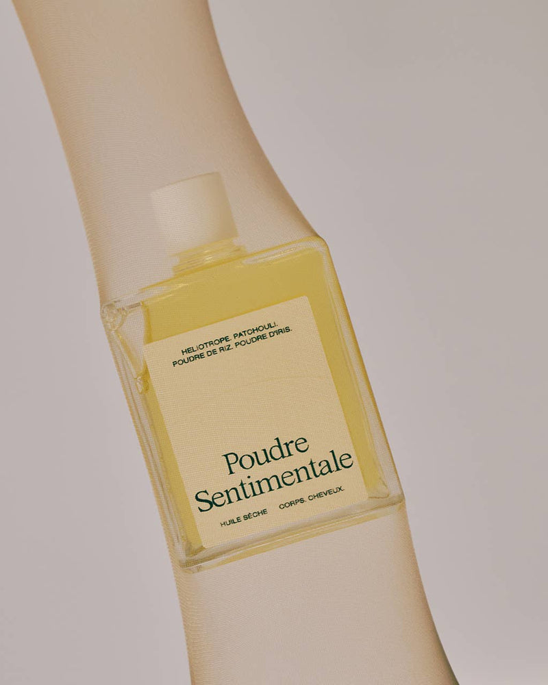 Huile soyeuse parfumée pour le corps - Poudre Sentimentale