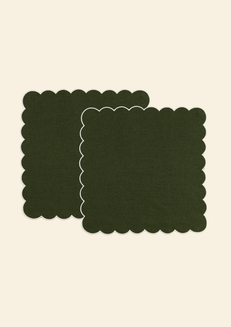 Les serviettes de table festonnées en lin Vert forêt & Blanc (lot de 2)
